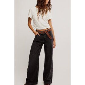 🆕 FREE PEOPLE Stride Jeans / Miles To Go